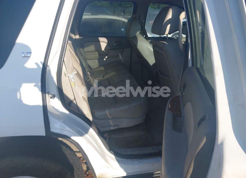 Photo 8 of 2007 Chevrolet Tahoe LT (VIN 1GNEK13047R111746)