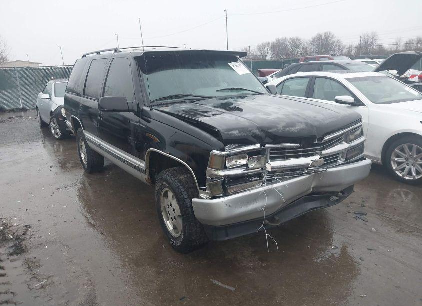 1995 Chevrolet Tahoe K1500 (VIN 1GNEK13K1SJ461571) main photo