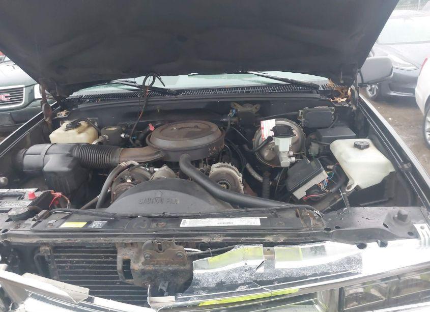 Photo 10 of 1995 Chevrolet Tahoe K1500 (VIN 1GNEK13K1SJ461571)