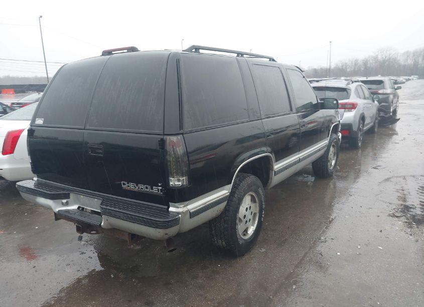 Photo 4 of 1995 Chevrolet Tahoe K1500 (VIN 1GNEK13K1SJ461571)