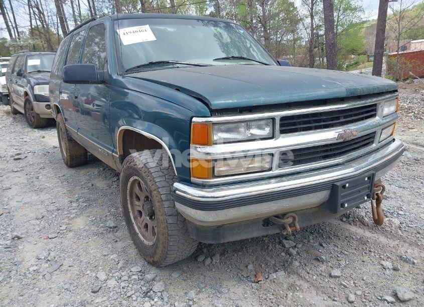1995 Chevrolet Tahoe K1500 (VIN 1GNEK13K3SJ412971) main photo