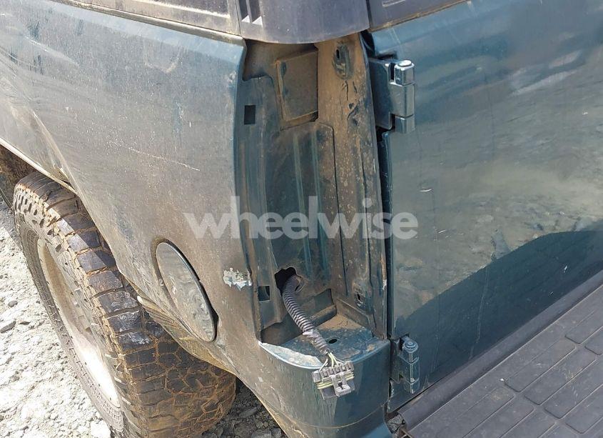 Photo 13 of 1995 Chevrolet Tahoe K1500 (VIN 1GNEK13K3SJ412971)