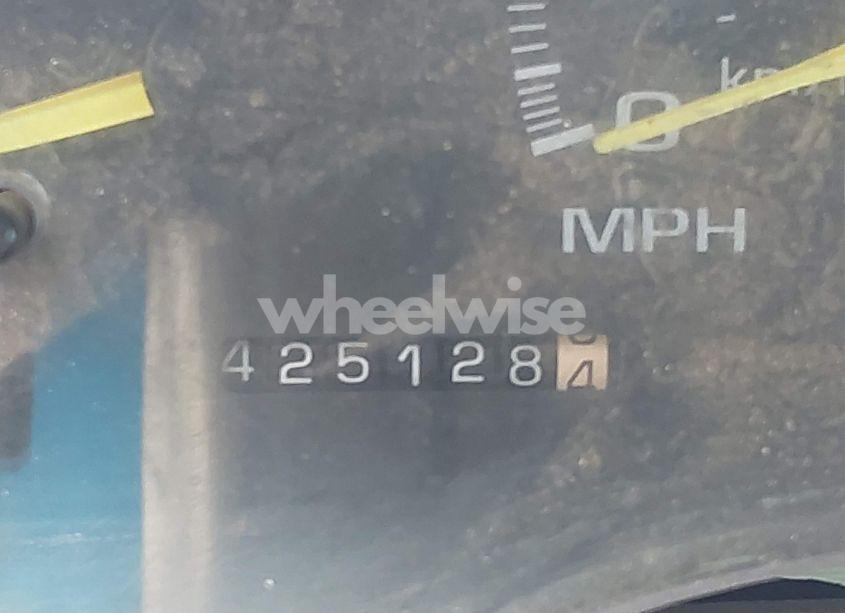 Photo 7 of 1995 Chevrolet Tahoe K1500 (VIN 1GNEK13K3SJ412971)