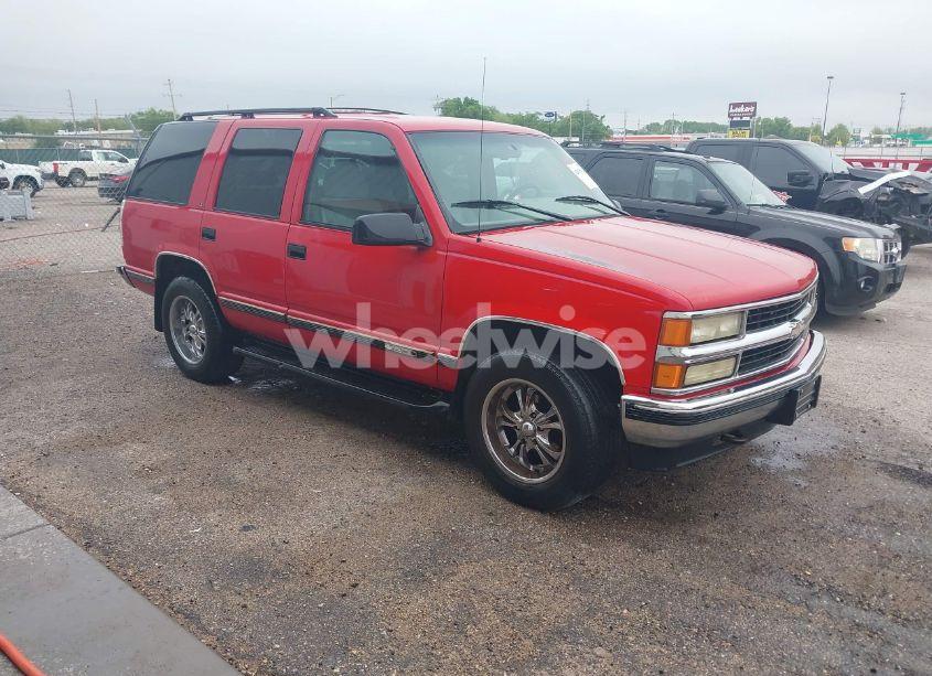1995 Chevrolet Tahoe K1500 (VIN 1GNEK13K9SJ407905) main photo