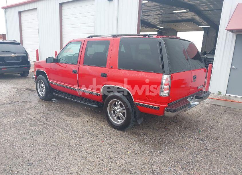 Photo 3 of 1995 Chevrolet Tahoe K1500 (VIN 1GNEK13K9SJ407905)