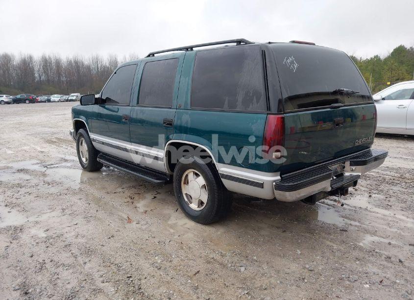 Photo 3 of 1996 Chevrolet Tahoe K1500 (VIN 1GNEK13R1TJ388054)