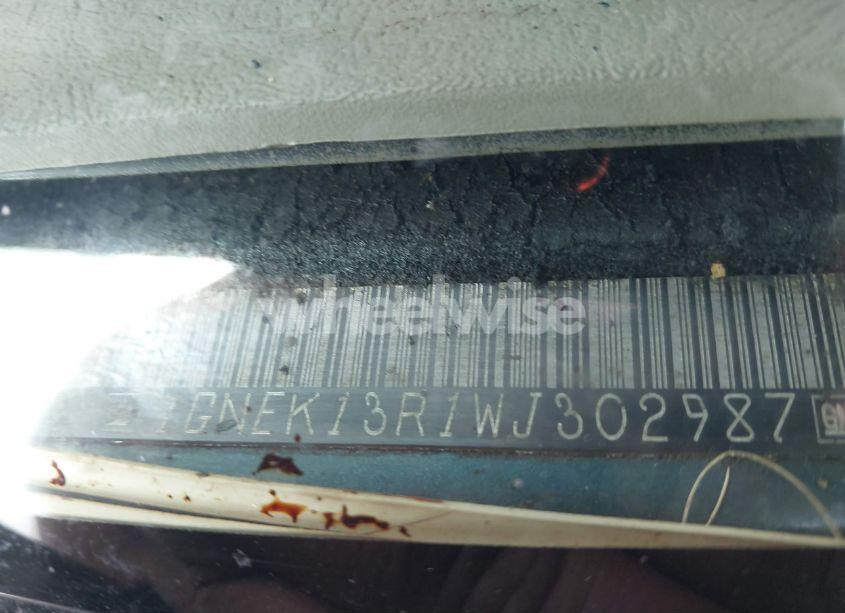 Photo 11 of 1998 Chevrolet Tahoe LS (VIN 1GNEK13R1WJ302987)