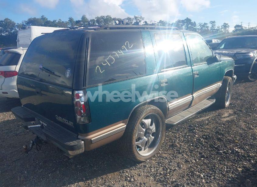 Photo 4 of 1998 Chevrolet Tahoe LS (VIN 1GNEK13R1WJ302987)