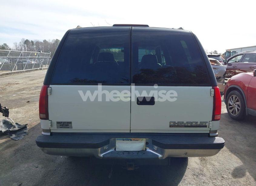 Photo 16 of 1998 Chevrolet Tahoe LS (VIN 1GNEK13R1WR126590)