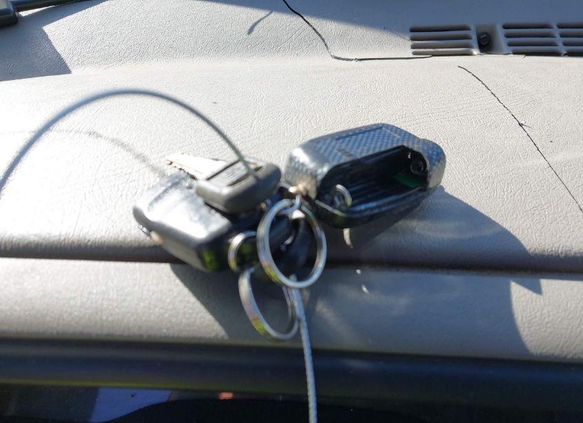 Photo 11 of 1999 Chevrolet Tahoe LS (VIN 1GNEK13R1XJ355240)