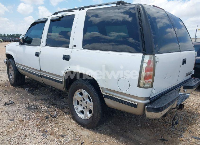 Photo 3 of 1999 Chevrolet Tahoe LS (VIN 1GNEK13R1XJ473501)