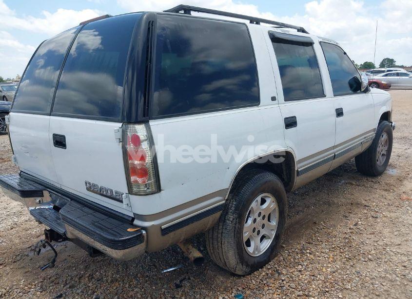 Photo 4 of 1999 Chevrolet Tahoe LS (VIN 1GNEK13R1XJ473501)