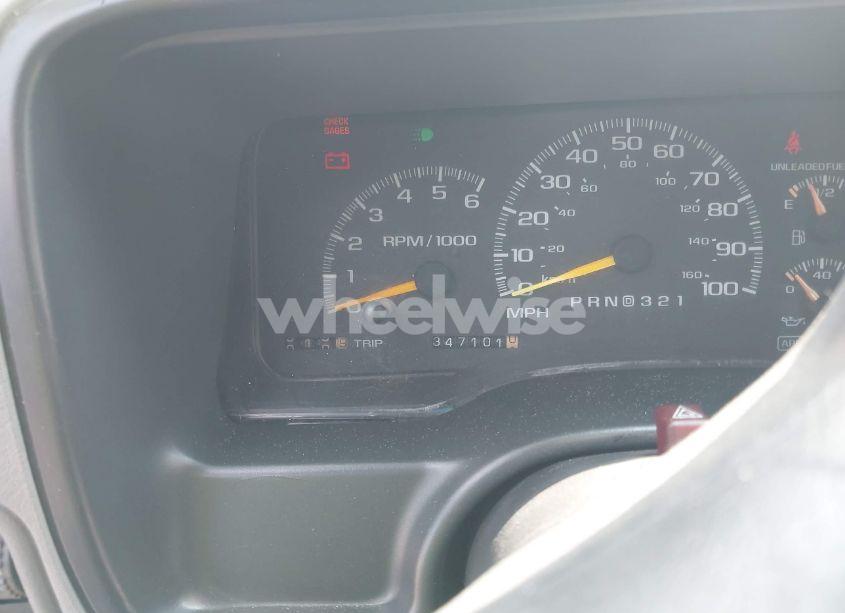 Photo 7 of 1999 Chevrolet Tahoe LS (VIN 1GNEK13R1XJ473501)