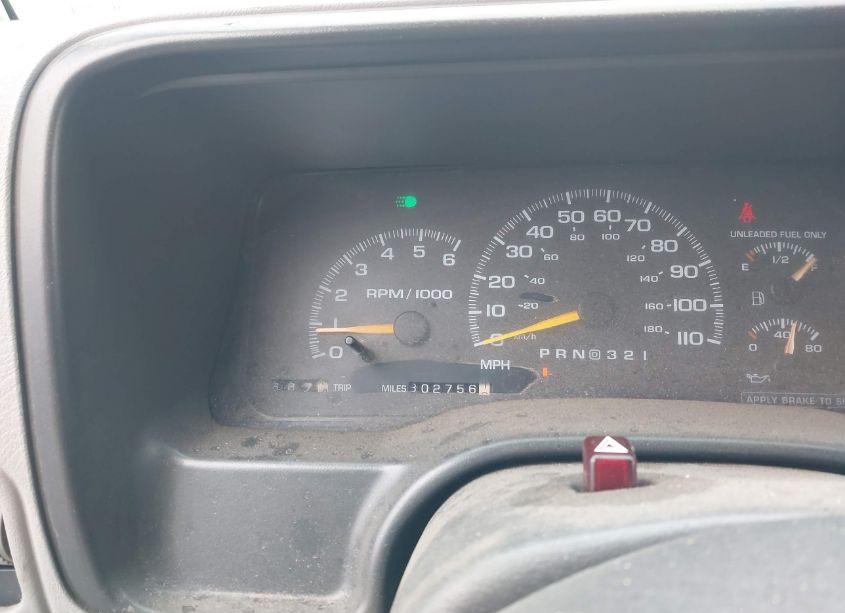 Photo 7 of 1999 Chevrolet Tahoe LS (VIN 1GNEK13R1XR152124)