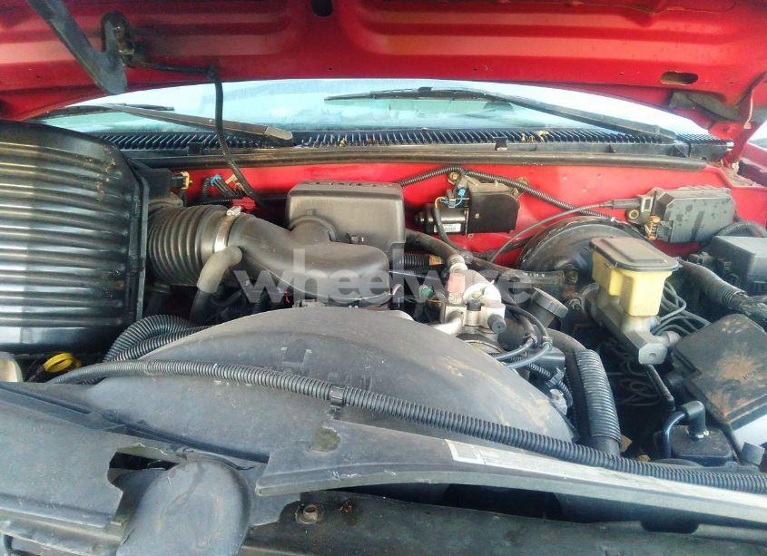 Photo 10 of 2000 Chevrolet Tahoe Z71 (VIN 1GNEK13R1YR215630)