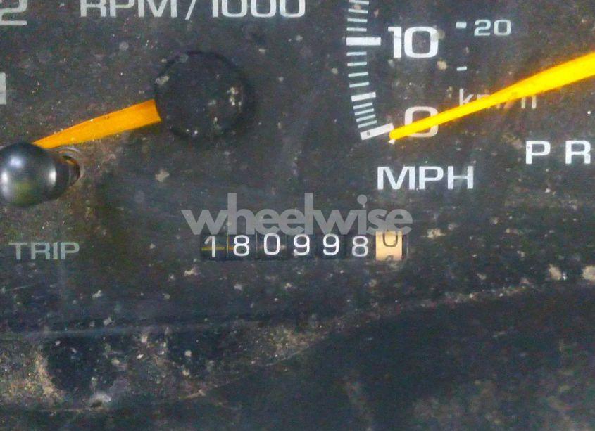 Photo 7 of 2000 Chevrolet Tahoe Z71 (VIN 1GNEK13R1YR215630)