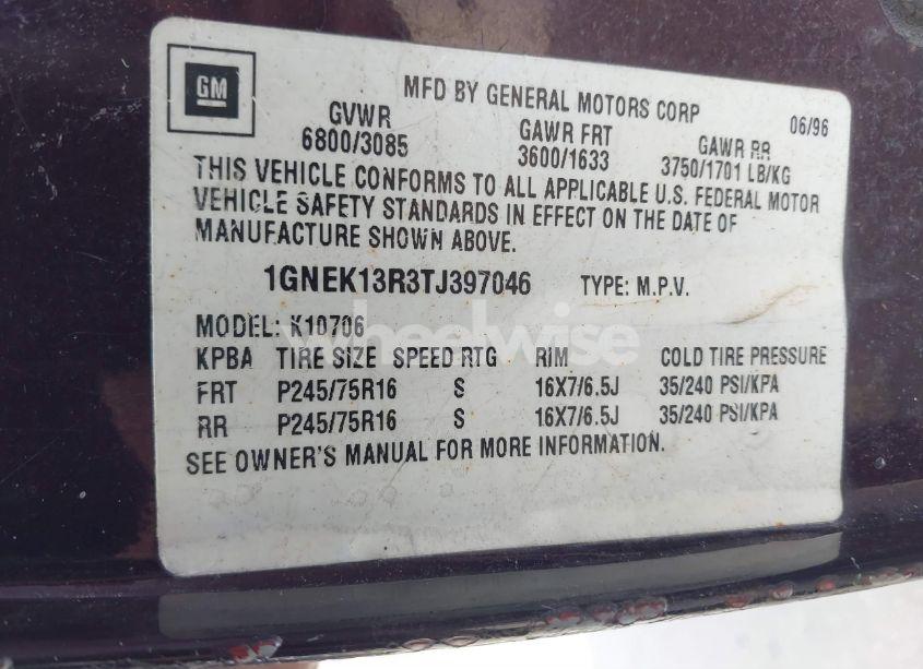 Photo 9 of 1996 Chevrolet Tahoe K1500 (VIN 1GNEK13R3TJ397046)