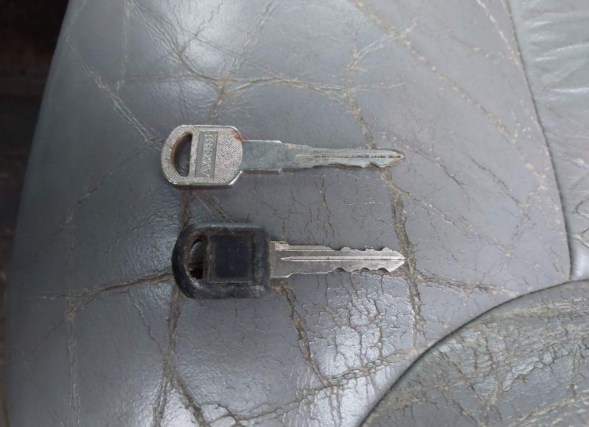 Photo 11 of 1999 Chevrolet Tahoe LS (VIN 1GNEK13R3XJ382827)