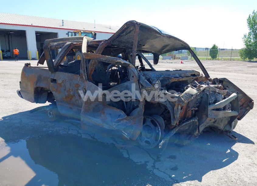 1999 Chevrolet Tahoe LS (VIN 1GNEK13R3XJ455517) main photo