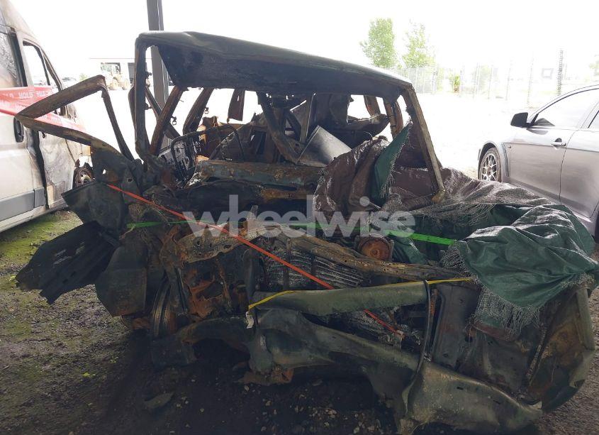 Photo 7 of 1999 Chevrolet Tahoe LS (VIN 1GNEK13R3XJ455517)