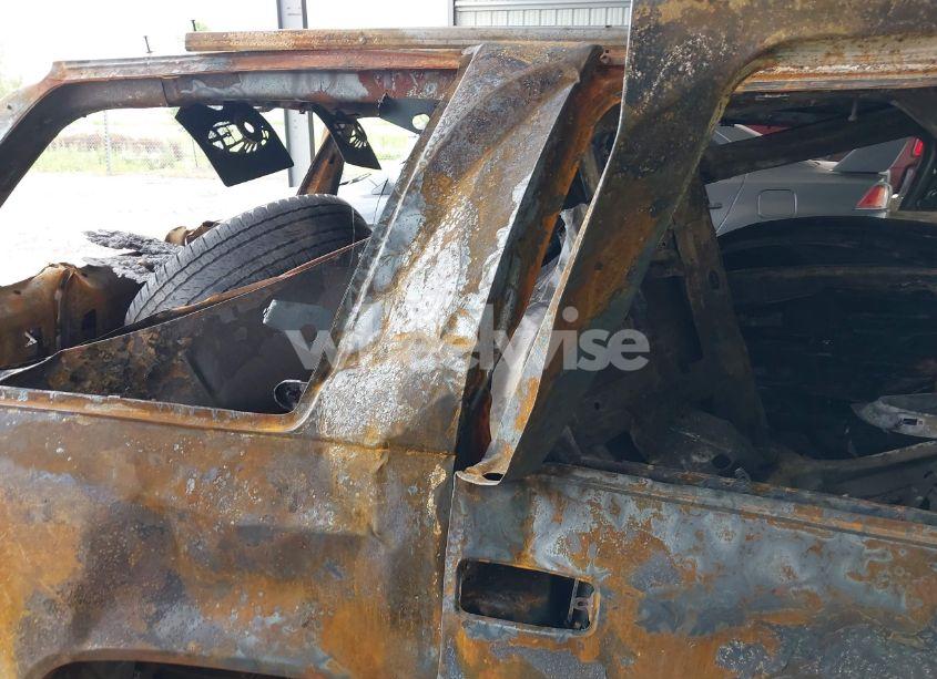 Photo 8 of 1999 Chevrolet Tahoe LS (VIN 1GNEK13R3XJ455517)