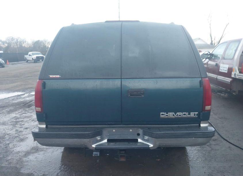 Photo 15 of 1999 Chevrolet Tahoe LS (VIN 1GNEK13R3XJ503940)