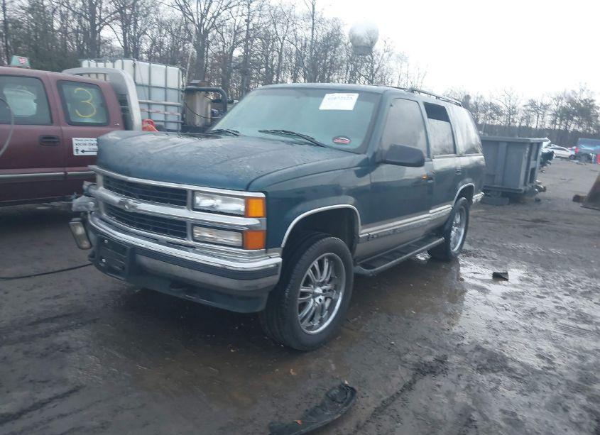 Photo 2 of 1999 Chevrolet Tahoe LS (VIN 1GNEK13R3XJ503940)