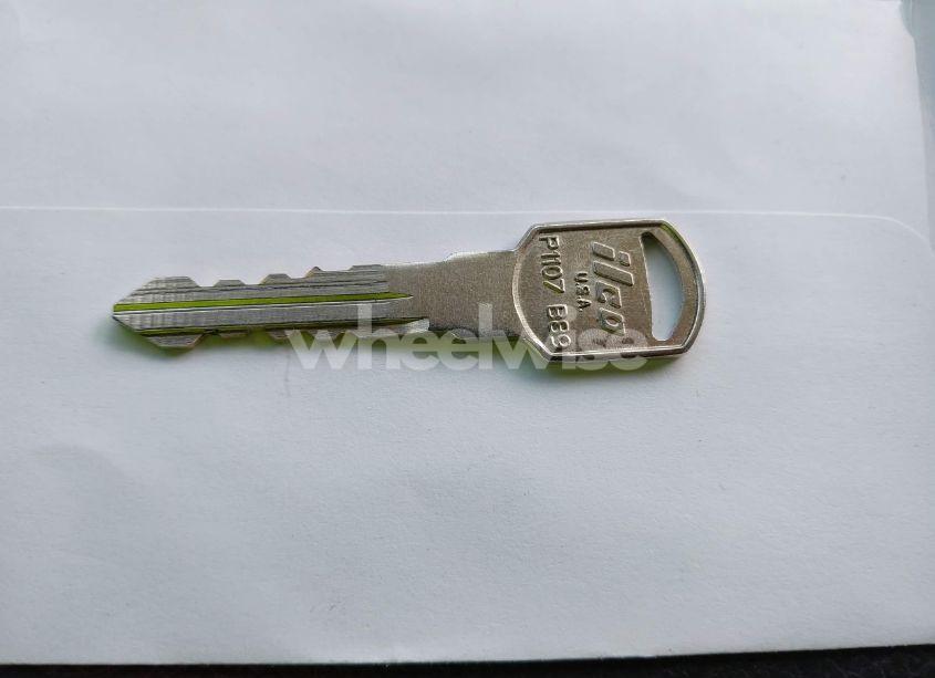 Photo 11 of 1999 Chevrolet Tahoe LS (VIN 1GNEK13R3XR154330)