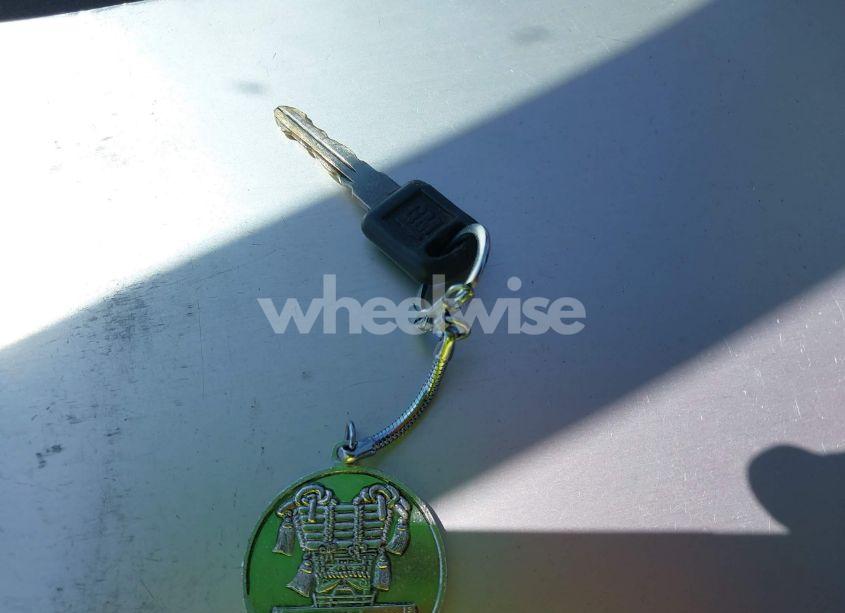 Photo 11 of 1999 Chevrolet Tahoe LS (VIN 1GNEK13R4XJ308641)