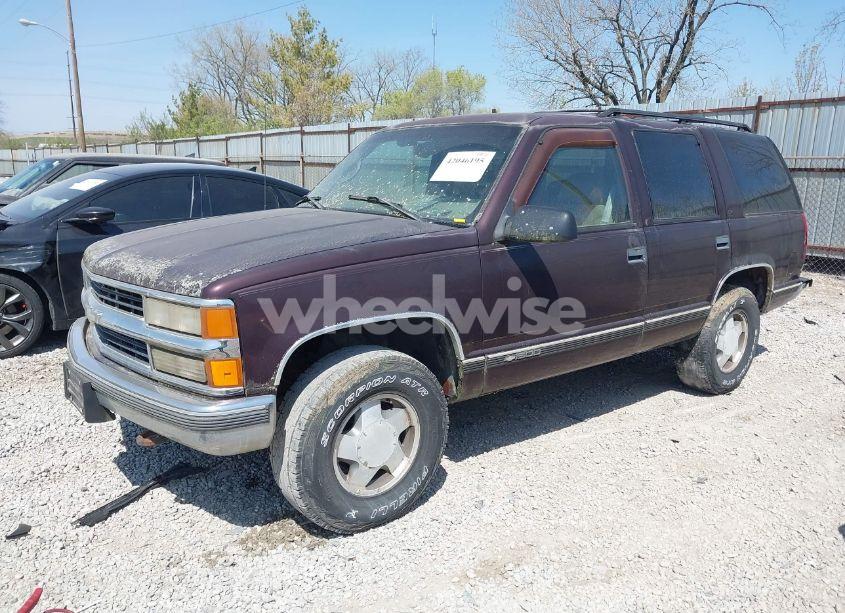 Photo 2 of 1997 Chevrolet Tahoe LS (VIN 1GNEK13R5VJ386701)