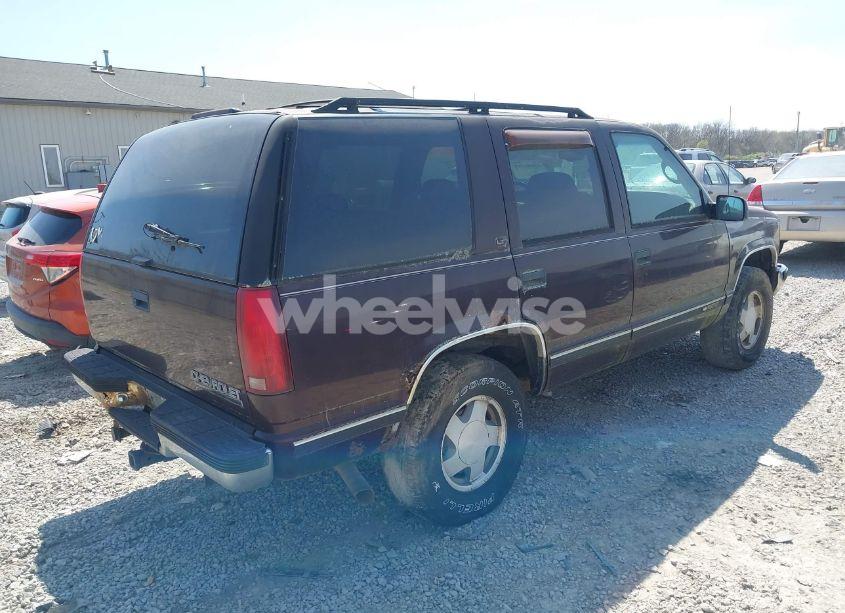 Photo 4 of 1997 Chevrolet Tahoe LS (VIN 1GNEK13R5VJ386701)