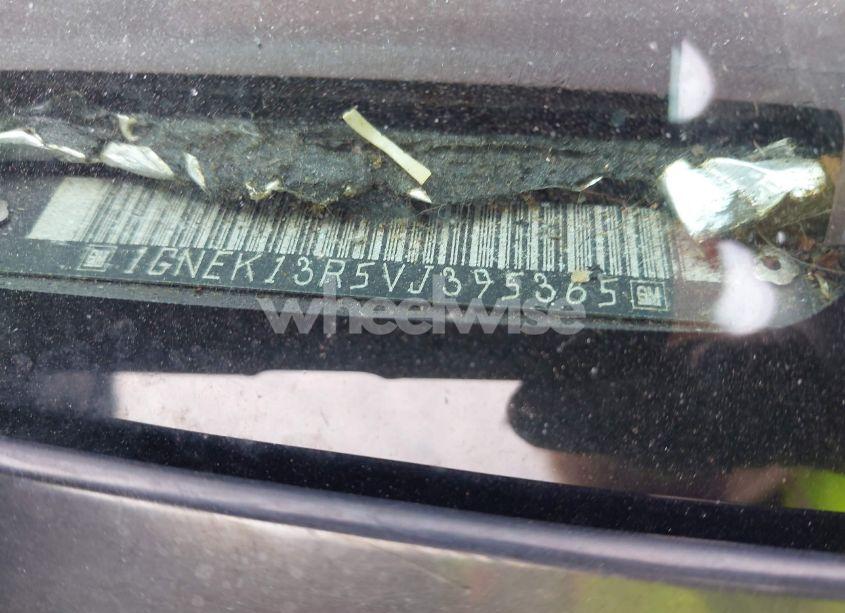 Photo 11 of 1997 Chevrolet Tahoe LS (VIN 1GNEK13R5VJ395365)