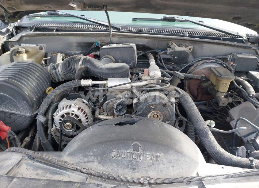 Photo 10 of 1999 Chevrolet Tahoe LS (VIN 1GNEK13R5XJ373210)