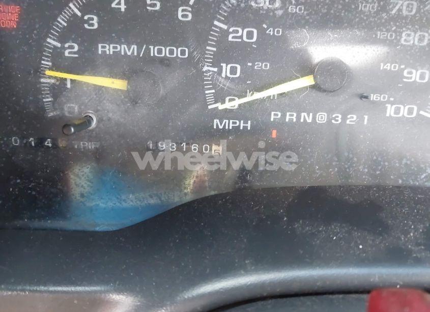 Photo 15 of 1999 Chevrolet Tahoe LS (VIN 1GNEK13R5XJ373210)