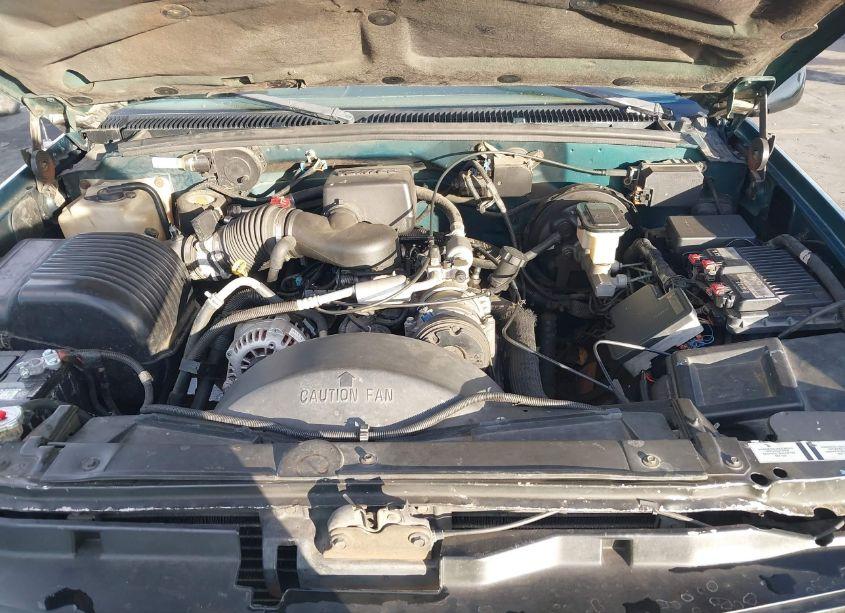 Photo 10 of 1996 Chevrolet Tahoe K1500 (VIN 1GNEK13R6TJ327945)