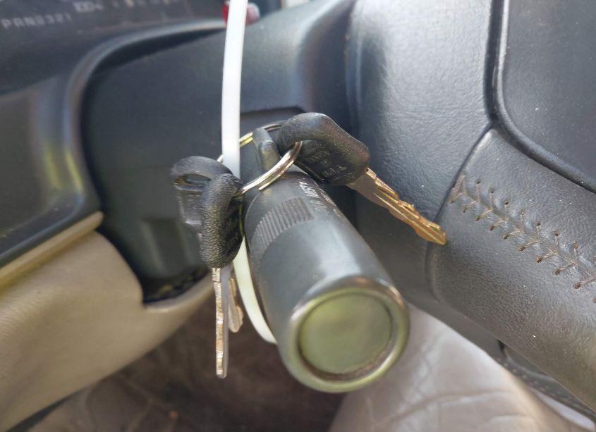 Photo 11 of 1996 Chevrolet Tahoe K1500 (VIN 1GNEK13R6TJ327945)