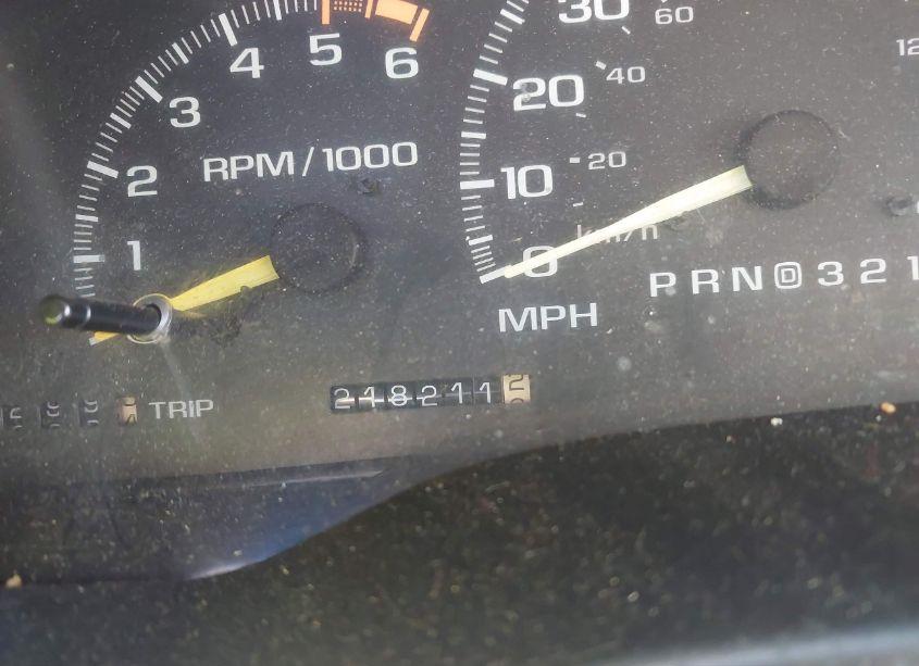 Photo 7 of 1996 Chevrolet Tahoe K1500 (VIN 1GNEK13R6TJ327945)