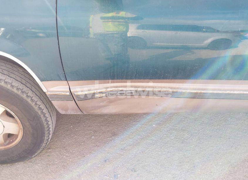 Photo 6 of 1996 Chevrolet Tahoe K1500 (VIN 1GNEK13R6TJ341439)