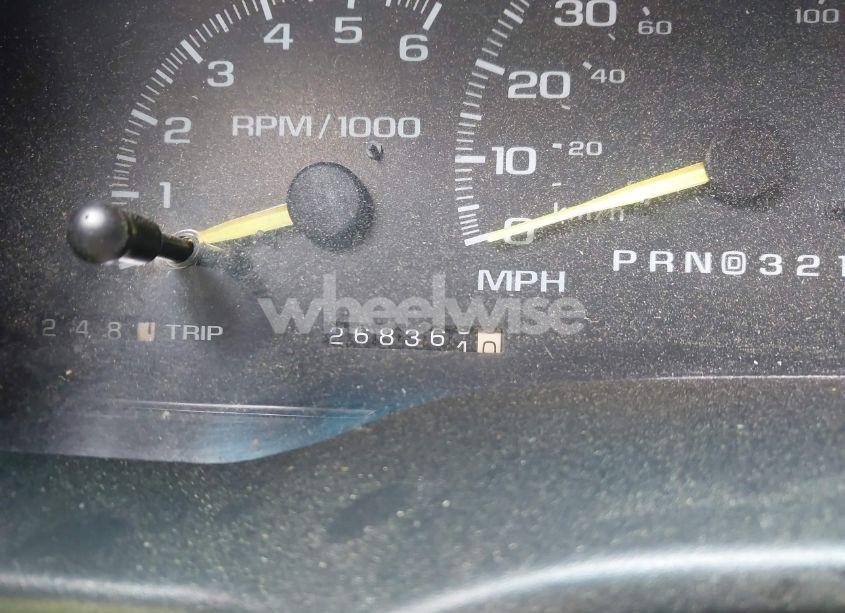 Photo 7 of 1998 Chevrolet Tahoe LS (VIN 1GNEK13R6WJ307523)