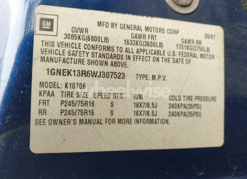 Photo 9 of 1998 Chevrolet Tahoe LS (VIN 1GNEK13R6WJ307523)