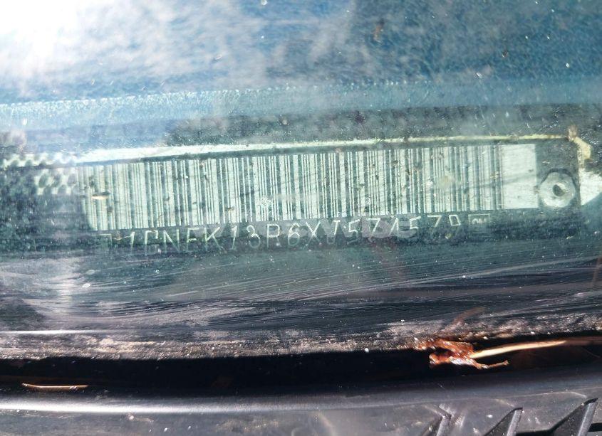 Photo 9 of 1999 Chevrolet Tahoe LS (VIN 1GNEK13R6XJ574579)