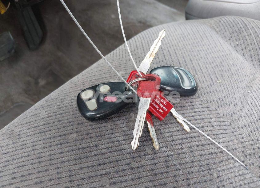 Photo 11 of 1999 Chevrolet Tahoe LS (VIN 1GNEK13R7XJ452832)