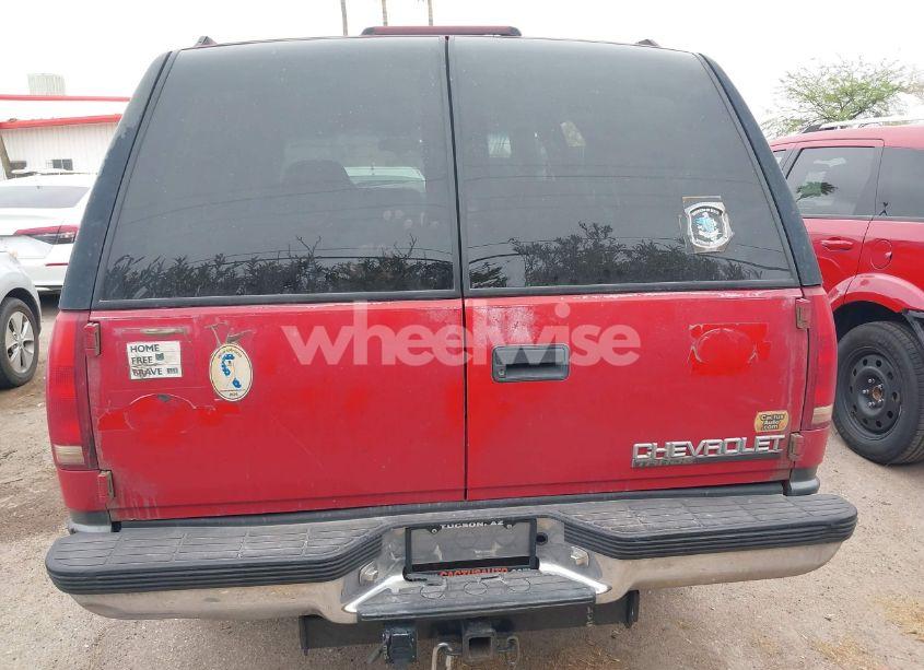 Photo 16 of 1999 Chevrolet Tahoe LS (VIN 1GNEK13R7XJ452832)