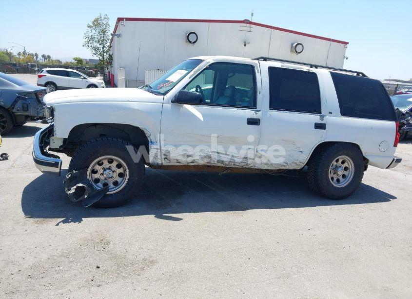Photo 6 of 1996 Chevrolet Tahoe K1500 (VIN 1GNEK13R9TJ357134)