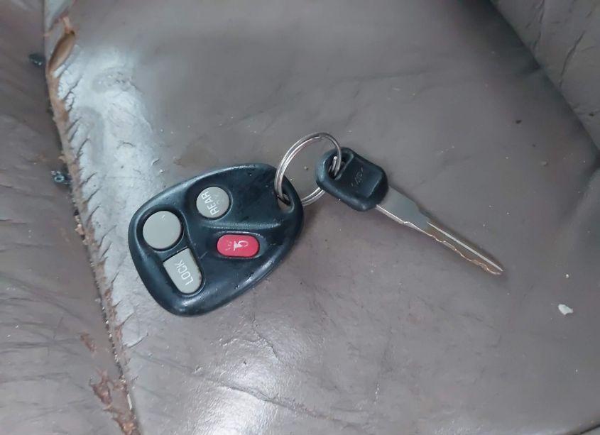 Photo 11 of 1997 Chevrolet Tahoe LS (VIN 1GNEK13R9VJ427525)