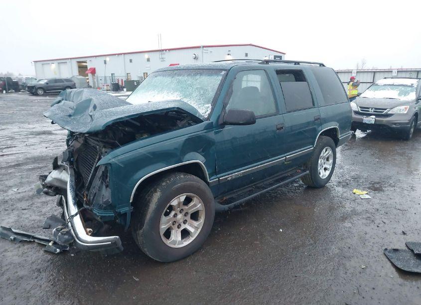 Photo 2 of 1997 Chevrolet Tahoe LS (VIN 1GNEK13R9VJ427525)