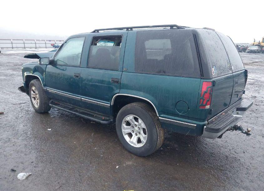 Photo 3 of 1997 Chevrolet Tahoe LS (VIN 1GNEK13R9VJ427525)