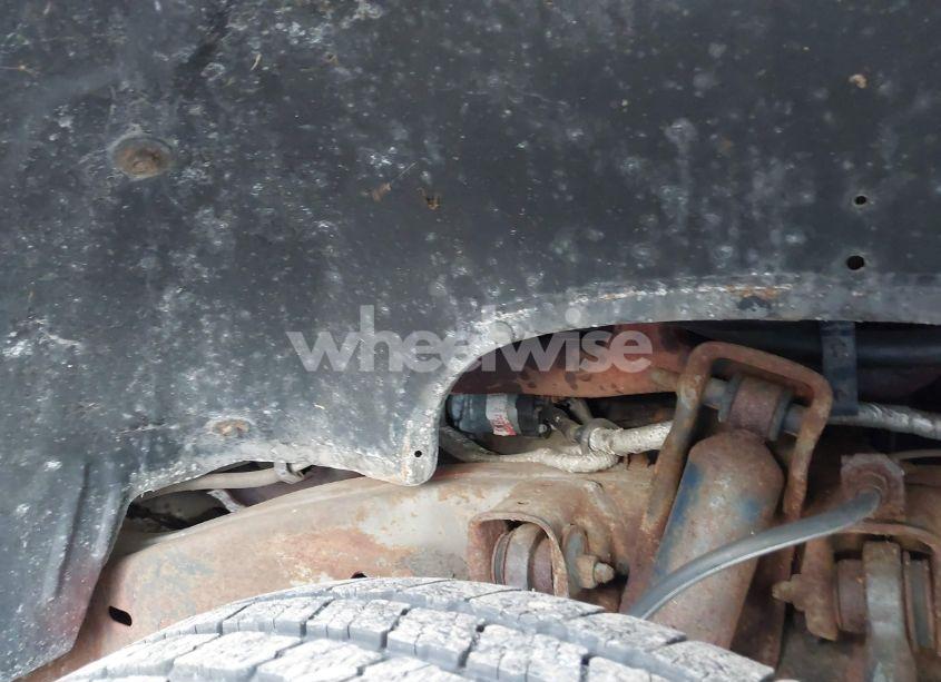 Photo 6 of 1999 Chevrolet Tahoe LS (VIN 1GNEK13R9XJ305573)