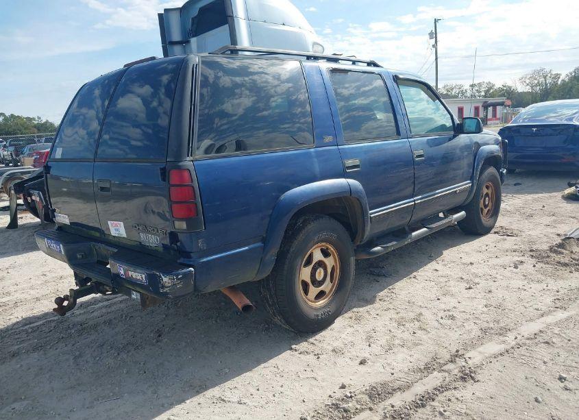 Photo 4 of 2000 Chevrolet Tahoe Z71 (VIN 1GNEK13R9YR193120)