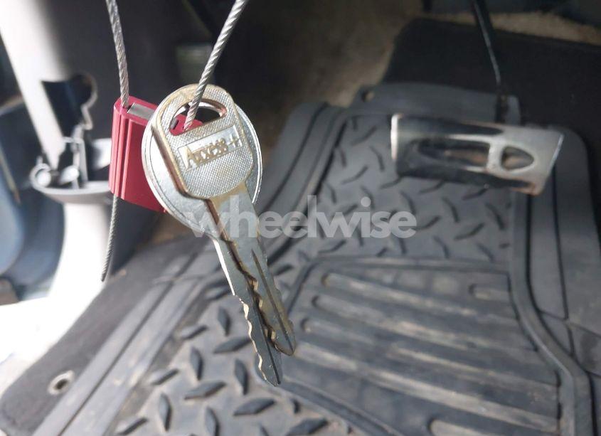 Photo 11 of 1996 Chevrolet Tahoe K1500 (VIN 1GNEK13RXTJ303244)